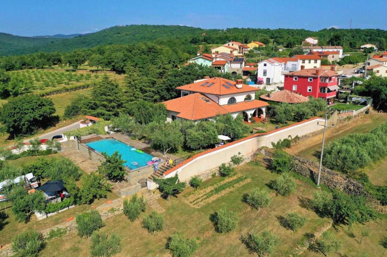 Villa Emi Zgornje Skofije Exterior photo
